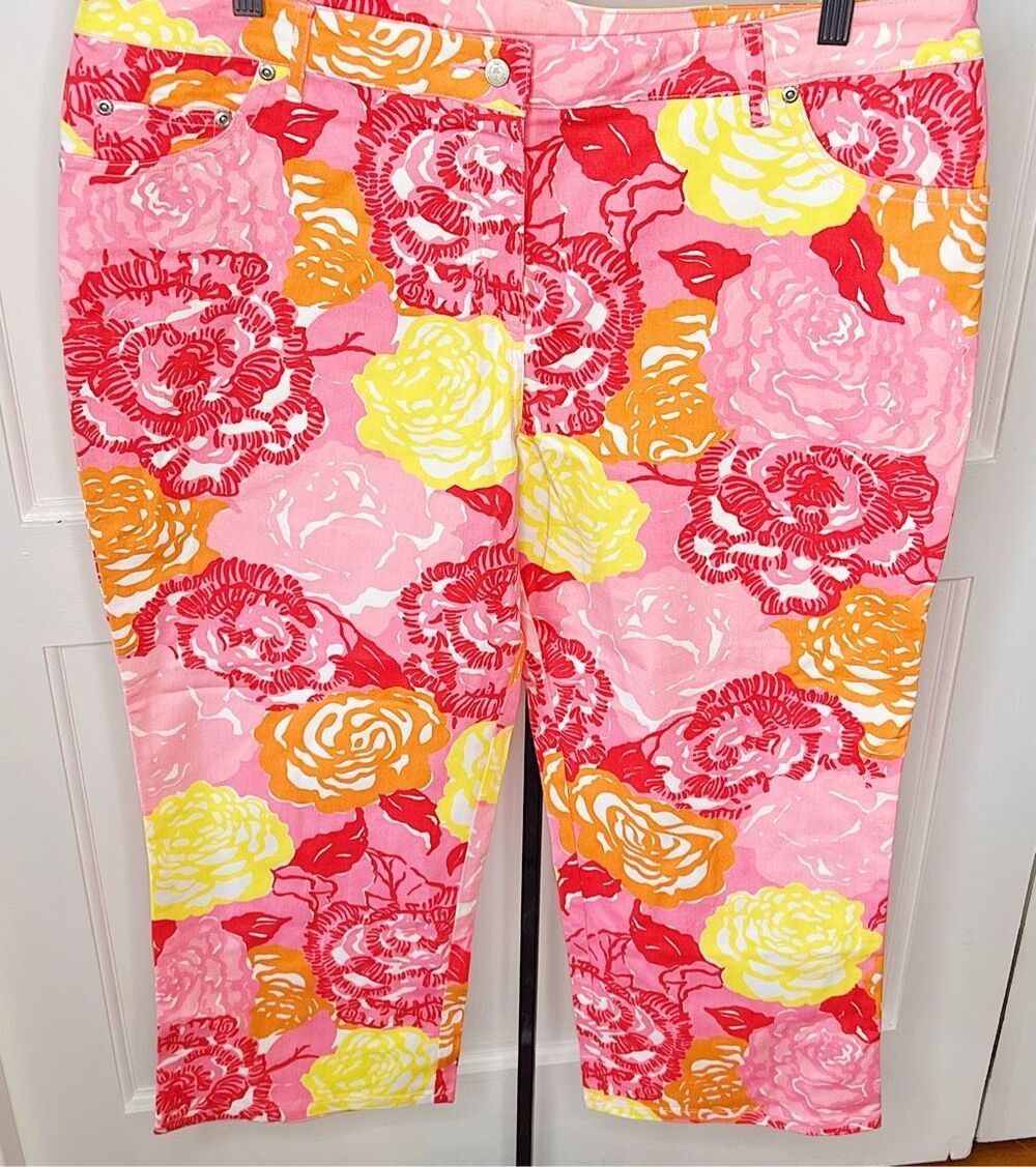 Lilly Pulitzer Pink Floral Capri Pants Size 18